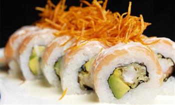 Barra libre de makis refill de bebidas