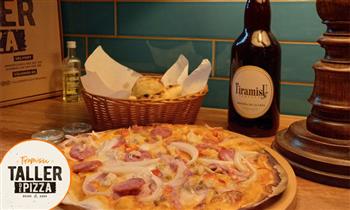 Pizza Familiar a eleccion Porcion de panes al ajo Sangria de la casa delivery