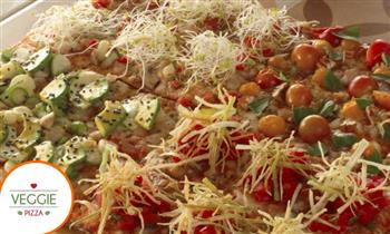 Pizza grande a eleccion bebidas en Veggie Pizza