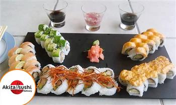 40 cortes de makis 2 gaseosas 500ml Elige cuatro sabores de la carta en Akita Sushi