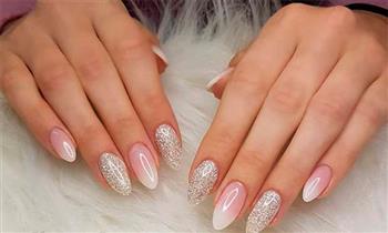 Uñas Baby Boomer pintado de uñas 1 art en una uña en The Beauty Box