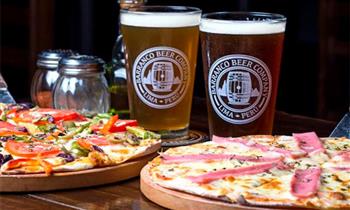 2 o 4 pintas de cerveza artesanal 1 o 2 pizzas medianas a eleccion