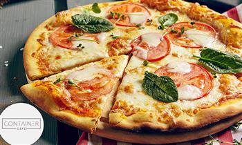 Pizza vegetariana o sanguche bebidas para 1 o 2 personas en Container Cafe