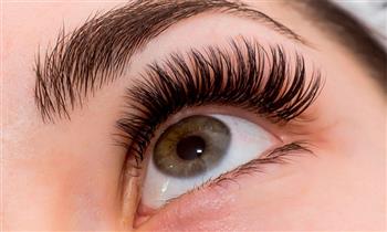 Rizado de pestañas tinte de pestañas depilacion de cejas en Lovely lashes