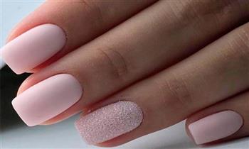 Uñas de gel o acrigel o acrilicas pintado de uñas pedreria en Nails Art