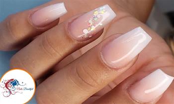 Uñas Baby Boomer decoracion en 2 uñas hidratacion de manos depilacion hindu
