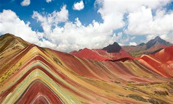 Full Day Motaña de colores Palccoyo en Cusco Valle de Piedras y mas