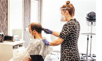 Corte de cabello para caballero diseño de barba a domicilio de Rozabela Salon