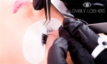 Extensiones de pestañas Look Feline definicion de cejas con Lovely Lashes