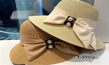 Sombrero de Dama de ala amplia en Color a elegir !Delivery en 24hrs!