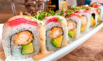 Barra libre de makis maki helado tempurizado 1 bebida de 500ml en Sushi Studio