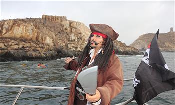 Callao-La Punta recorrido por la bahia en yate con piratas