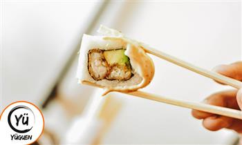 35 cortes de makis 2 bebidas en Yuguen