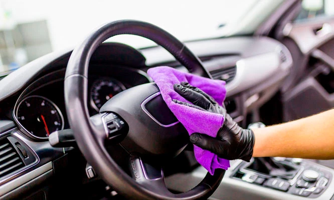 Lavado de salón profesional: Lavado de asientos, techo, carrocería y más