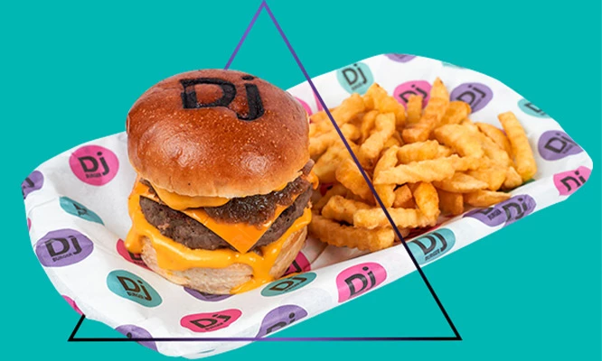 HAMBURGUESAS: 2 Hamburguesas clásicas + Jarra de chicha