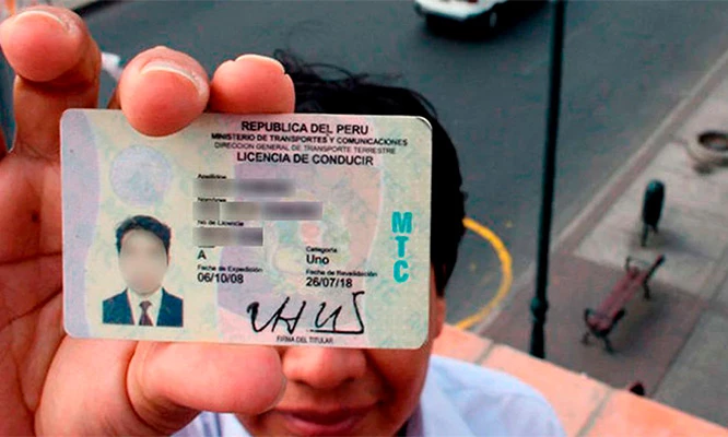 Examen médico para brevete LINCE para AUTO