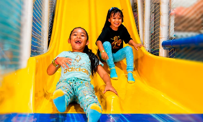 90 minutos de Full diversión en Fun Kids Megaplaza de lunes a domingo.