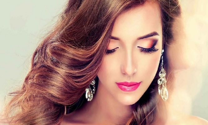 Diseño perfilado planchado tinte para cejas en Hair Expert Miraflores