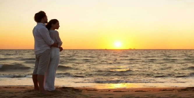 2D/1N para 2 personas en Hab. mini suite opción vista al mar en Playa Arica.