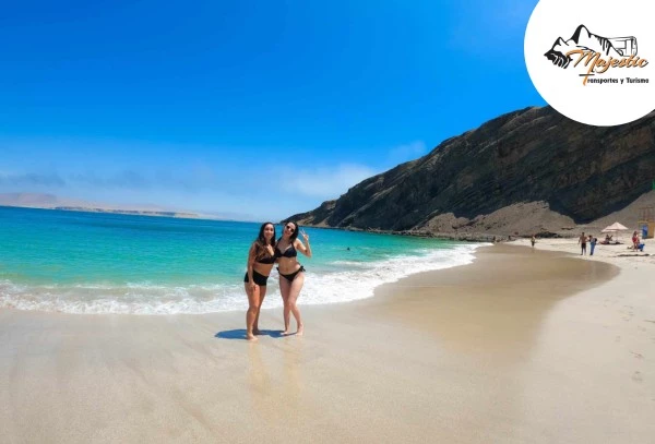 Full Day Paracas: Playa La Mina y Yaku Park,  emoción en un solo día en Semana Santa con Majestic