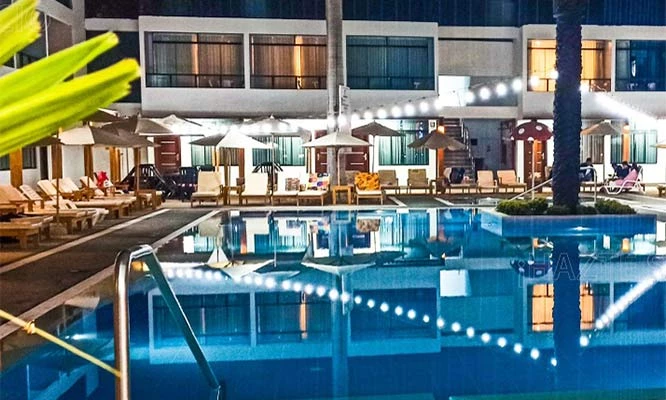 1 o 2 noches de alojamiento + desayunos + piscina y más en La Fogata de Cieneguilla
