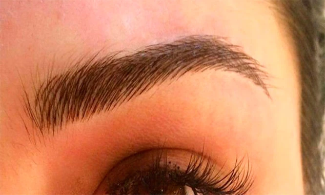 Cejas 9D microblading + diseño con opción a retoque