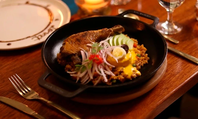 Restaurante Guarguero: Cena Romántica a elección para 2 personas.