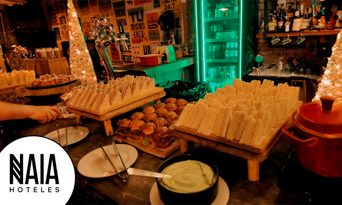 Tea Time Buffet Navideño por adulto disponible de jueves a sábado.