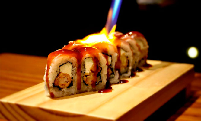Barra libre de makis Yakimeshi bebidas