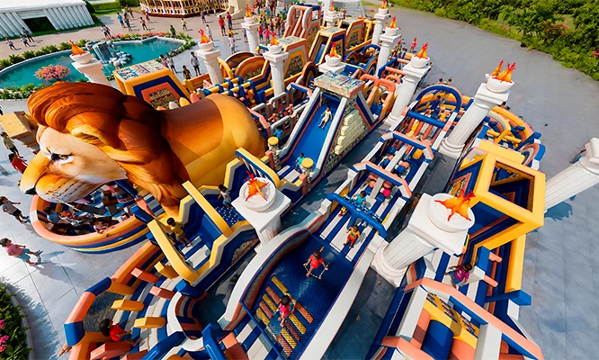 PARADOX PARK. El parque inmersivo mas grande del mundo