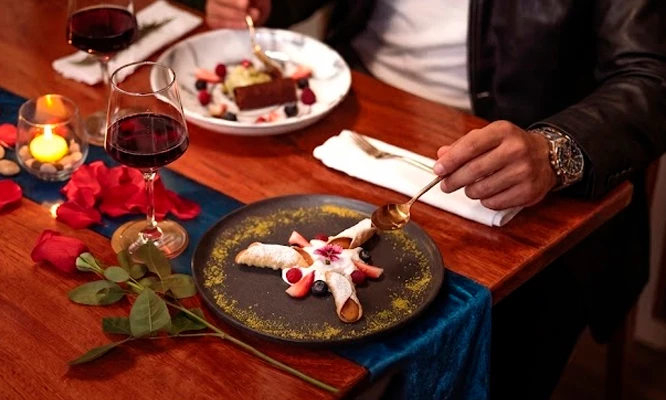 Restaurante Guarguero: Cena Romántica a elección para 2 personas.