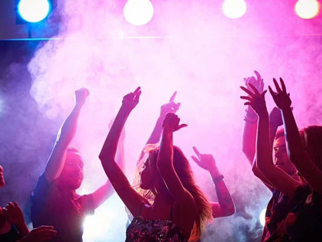 SALSA Y CUMBIA por Día del trabajador, 30 de ABRIL en Miraflores