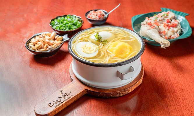 VARIEDAD DE SOPAS: Sopa Shambar, caldo de gallina acevichada y más