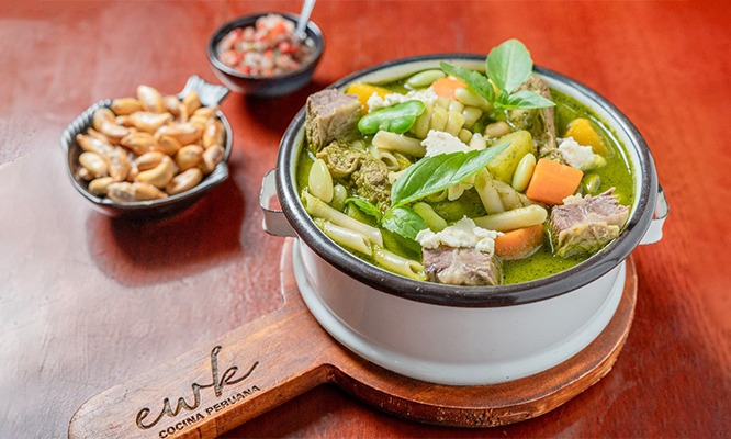 VARIEDAD DE SOPAS: Sopa Shambar, caldo de gallina acevichada y más
