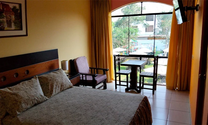 Cieneguilla: Habitación Matrimonial o Bungalow Familiar en Hotel Campestre Tambo II