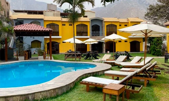 Cieneguilla: Habitación Matrimonial o Bungalow Familiar en Hotel Campestre Tambo II