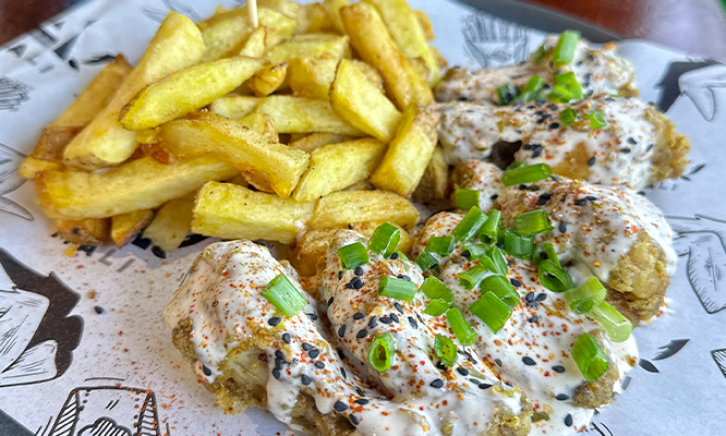 6 o 8 Alitas + papas en Mali Restobar