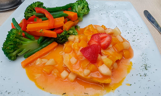 Almuerzo o Cena  Gourmet Navideño y Año Nuevo  en Antara Hotel en Miraflores