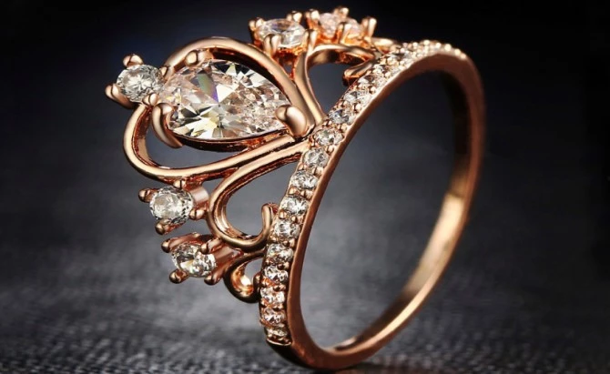 Anillo "Mi Reina", bañado en oro rosa de 18 kl.