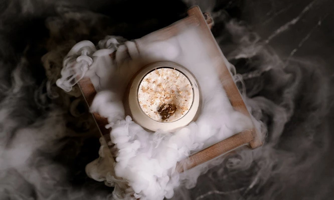 Ritual Black Birds , 2 tragos de autor +  2 Cocteles clásicos + Piqueo vive la experiencia de un bar oculto en el corazón de barranco