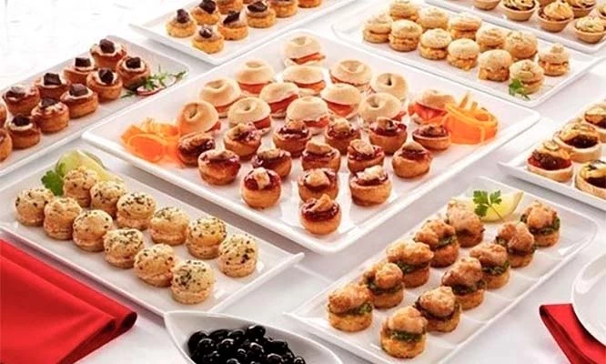 100, 150, 200 o 300 Bocaditos Dulces o Salados para tus fiestas