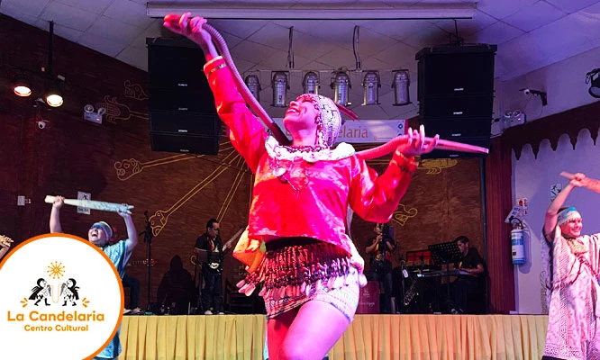 La candelaria: Tarde  o noche de folklore para 2 o 4 personas