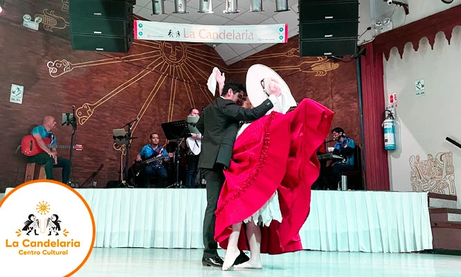 La candelaria: Tarde  o noche de folklore para 2 o 4 personas