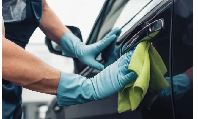 Lavado básico para autos y camionetas de 2 o 3 filas. Válido en 4 locales