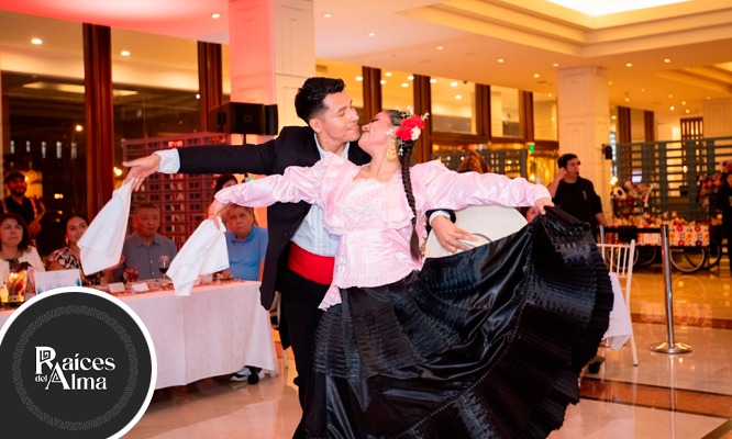 Raíces del alma - Cena buffet peruana ilimitada +01 cocktail de cortesía con música en vivo y danzas peruanas