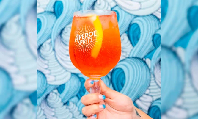 APEROL SPRITZ para 2: 1 Vitello Tonnato+ 1 Carpaccio de lomo y más