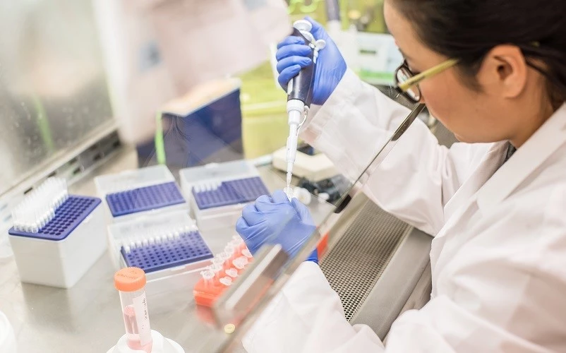 Evaluación médica: glucosa + colesterol + triglicéridos y más.