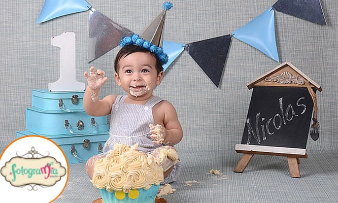 ¡Celebra el Primer Año de tu Pequeño con una Dulce Sesión Smash Cake!