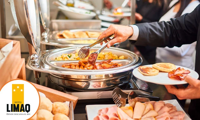 DESAYUNO BUFFET: Panes, jugos, cereales, granola, friambres, yogurt y mas