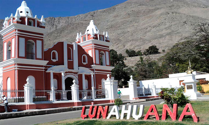 Año Nuevo 2D/1N en campamento Fin de Año en Lunahuana y Cerro Azul